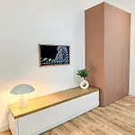 Apartment La Cahute Rochelaise - Cosy Dans Le Centre-ville A 5 Min Du Port