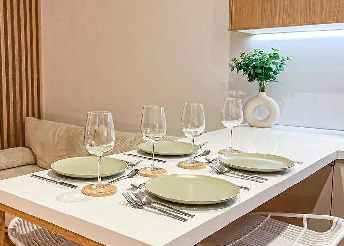 La Cahute Rochelaise - Cosy Dans Le Centre-ville A 5 Min Du Port * La Rochelle (Charente-Maritime)