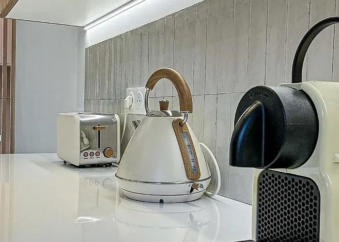 Apartamento La Cahute Rochelaise - Cosy Dans Le Centre-ville A 5 Min Du Port *